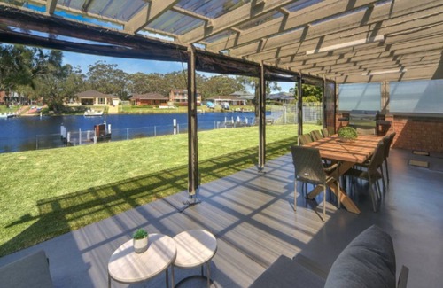 Sussex Inlet House | Love the Let! - Riverside home