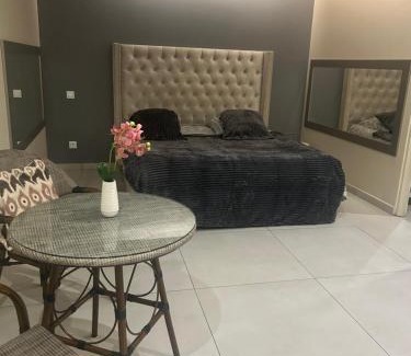 Le Rove Hotel | Lovebyj