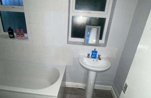 Sefton Park Apartment | Lovely 1- Bedroom Flat With Free Parking