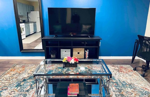 Graduate Hospital Apartment | Lovely 1BD Apt Near Magic Garden in Center City