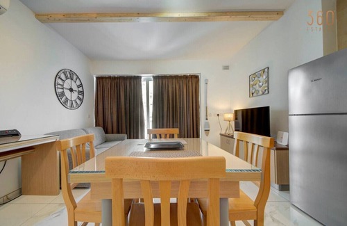 Msida Apartment | Lovely 1BR Apt close to University and Valletta
