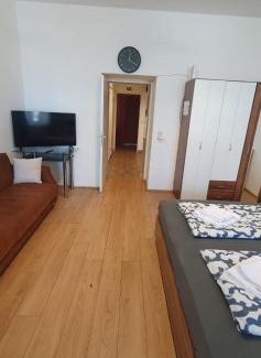 Simmering Apartment | Lovely 1BR Apt in the Heart of Vienna