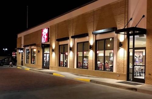 Washington Park Condo | Lovely 2 Bed/2 Bath 2 mins from Mercedes Stadium