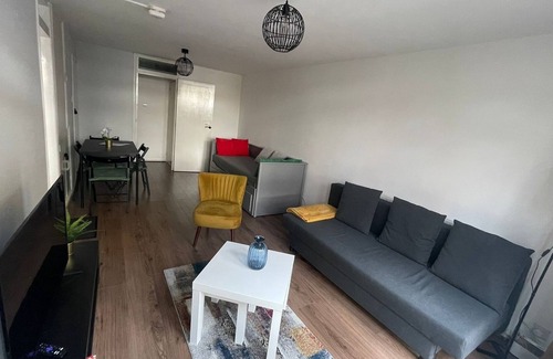 Camberwell Apartment | Lovely 2 bed apartment - 15 minutes from Central London
