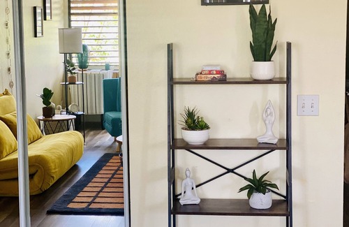 Makaha Valley Apartment | Lovely 2 Bedroom Condo in Makaha Valleyn