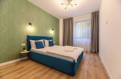 Brasov Apartment | Lovely 2BR - Seasons Residence