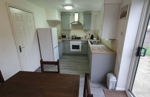 Little Hulton House | Lovely 3 Bedroom House in Manchester