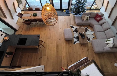 Moisei Ski Chalet | Lovely 4-bedroom A-frame chalet with WiFi in Moisei