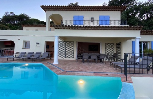 Plage de la Garonnette House | Lovely 4 bedroom villa with Sea view, heated pool at the Golf of St-Tropez