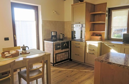 Cividale del Friuli Apartment | Lovely apartment for 5 guests with WIFI, A/C, TV, balcony and parking