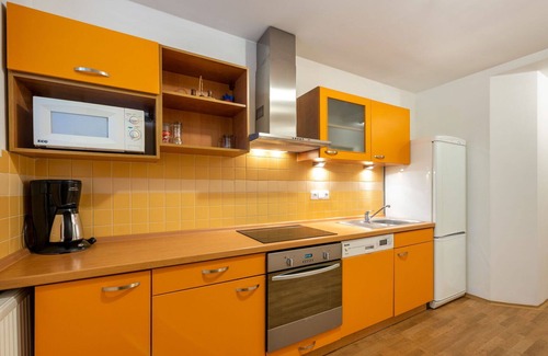 Tanvald Apartment | Lovely apartment for 12 guests with WIFI, TV and pets allowed
