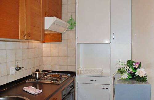 Castagnola Apartment | Lovely apartment for 2 people with WIFI, pool, TV, patio and panoramic view