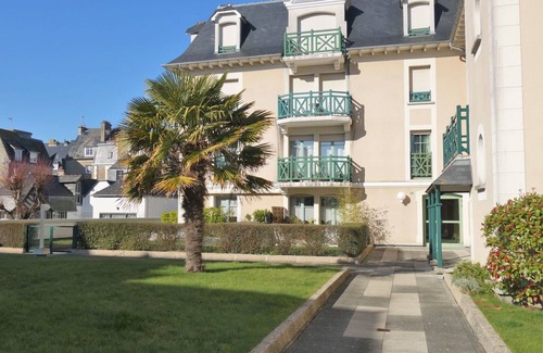 Saint-Igneuc Apartment | Lovely apartment for 4 guests with WIFI, TV, balcony, pets allowed and parking
