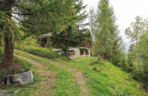 Riom-Parsonz Apartment | Lovely apartment for 6 guests with patio and panoramic view