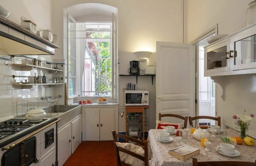 Prela Apartment | Lovely apartment for 9 people with TV, patio and pets allowed
