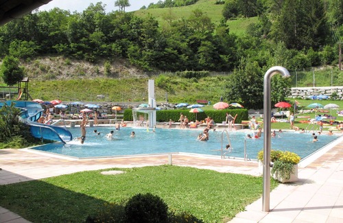 Fliess Apartment | Lovely apartment for 9 guests with WIFI, TV, balcony and pets allowed