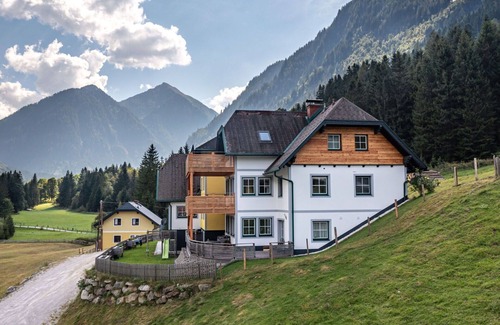 Solk Apartment | Lovely apartment for 5 guests with WIFI, TV, terrace and pets allowed