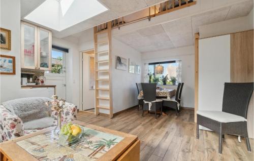 Tejn Apartment | Lovely Apartment In Allinge With Wifi