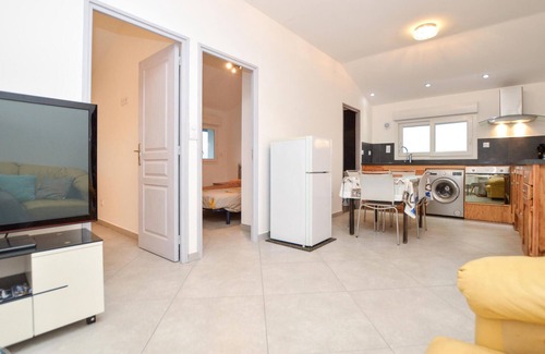Ghisonaccia Apartment | Lovely apartment in Ghisonaccia