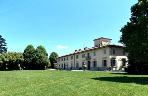 Scarperia e San Piero Villa | Lovely apartment in villa for 6 people with pool, WIFI, TV and panoramic view