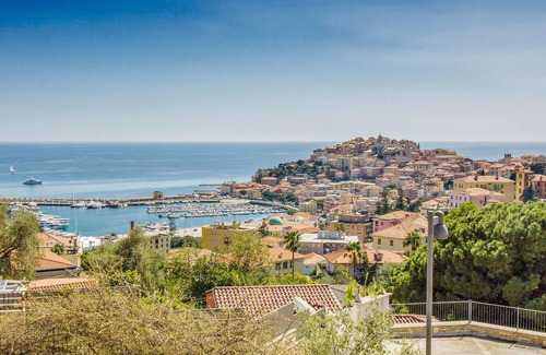 La Spezia Historic Centre Apartment | Lovely apartment in La Spezia with WiF