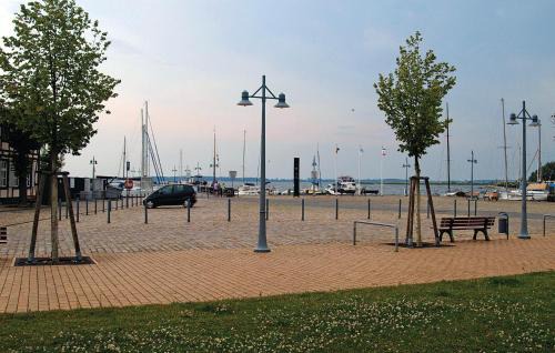 Lassan Apartment | Lovely Apartment In Lassan With Wifi