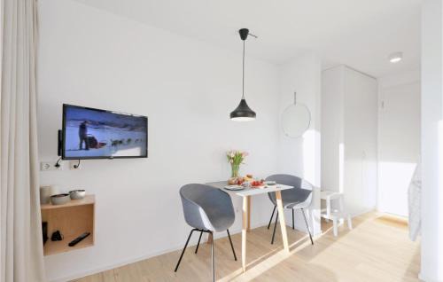Lembruch Apartment | Lovely Apartment In Lembruchdümmer See