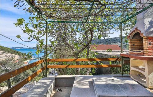 Marina Apartment | Lovely Apartment In Marina