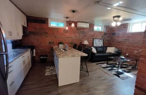 Sherman Hill Apartment | Lovely Apartment in Historic Sherman Hills #14