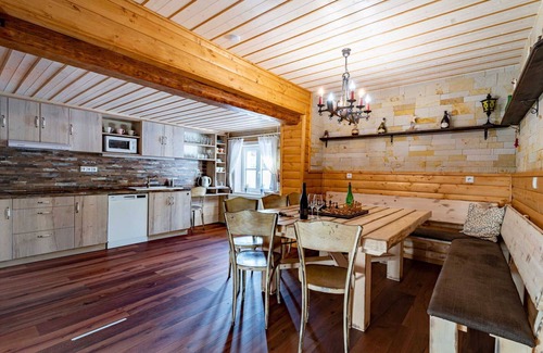 Rokytnice nad Jizerou Villa | Lovely apartment in villa for 12 guests with WIFI, TV, patio, pets allowed and panoramic view