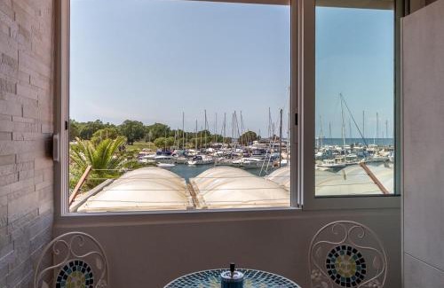 Cervar Porat Apartment | Lovely apartment near the beach with a sea view
