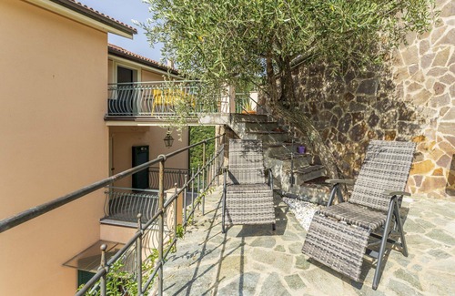 Avegno Apartment | Lovely apartment with private pool, WIFI, terrace, panoramic view, parking, close to Portofino