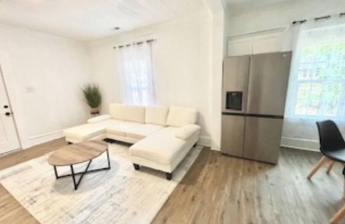 Wilson Apartment | Lovely Cottage