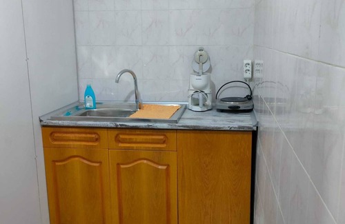 Koru Mahallesi House | lovely district, family run house, cozy 1+1, near to metro station.