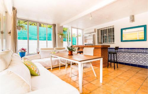 Valencina de la Concepcion House | Lovely Home In Valencina De La Concep