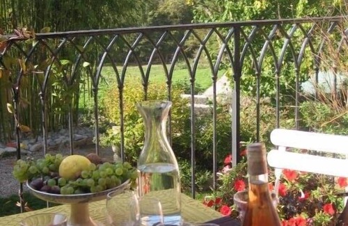 Marcillac-la-Croze Cottage | Lovely Family Home with peaceful garden and heated private pool