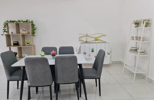 Hulu Selangor House | Lovely Garden Guest House, Ulu Yam