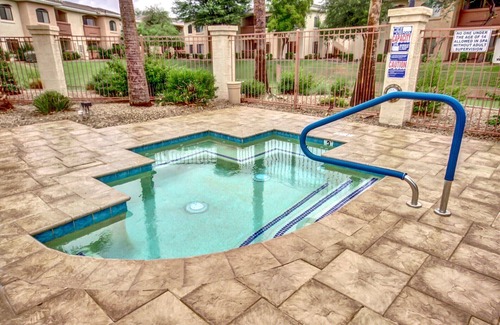 Maryvale Village Condo | Lovely Gated 1 Bedroom Condo-Located in the West Valley close to many Amenities