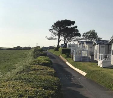 Wyke Regis Resort | Lovely Holiday Caravan, great location - Pebble Bank, near Chesil Beach