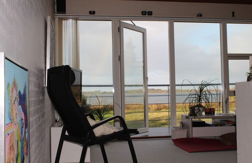 Morsø Municipality House | Lovely holiday house located at the 1st row close to the beach. Free Wi-fi.