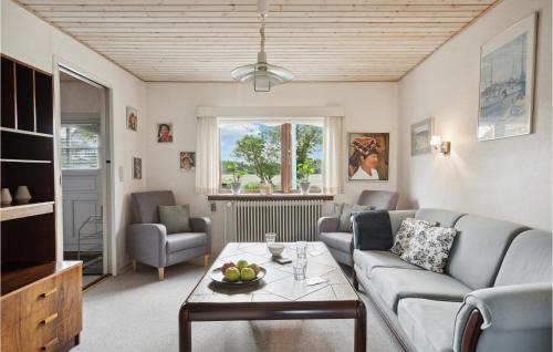 Bogense House | Lovely Home In Bogense With Kitchen