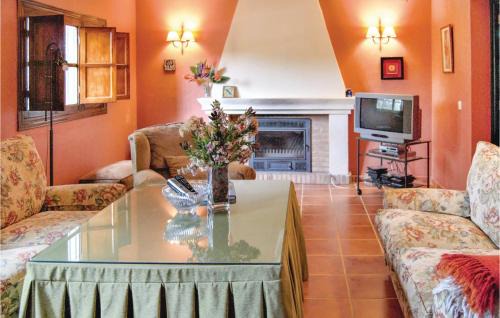 Calabazares House | Lovely Home In Cortegana