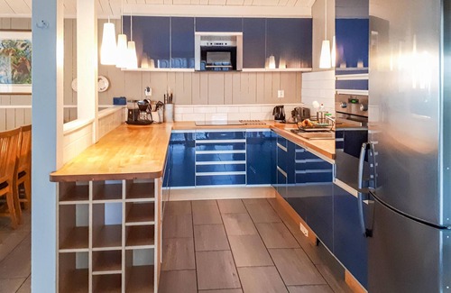 Øvre Ramse House | Lovely home in Dølemo with sauna