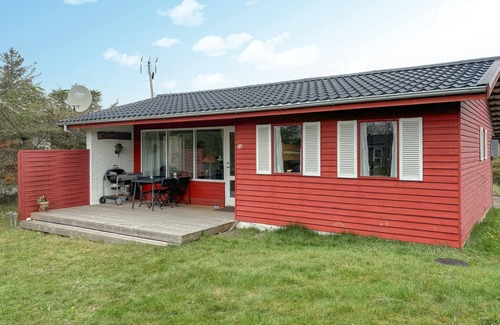 Slette Strand House | Lovely home in Fjerritslev with WiFi
