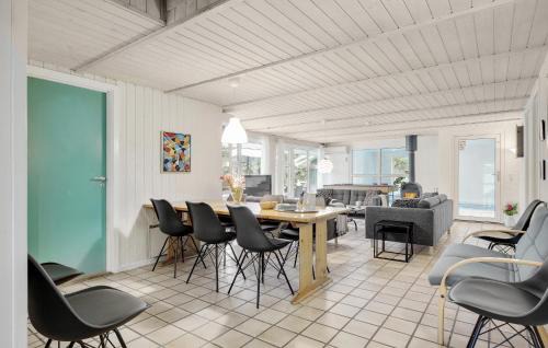 Udsholt Sand House | Lovely Home In Græsted With Kitchen