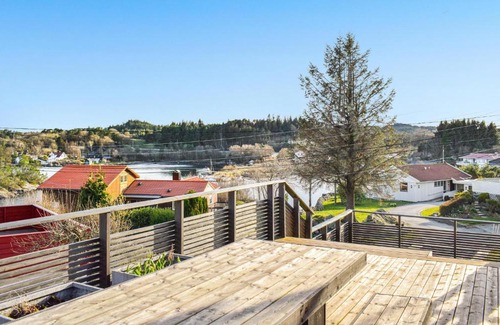 Karmoy House | Lovely Home In Håvik With Wifi