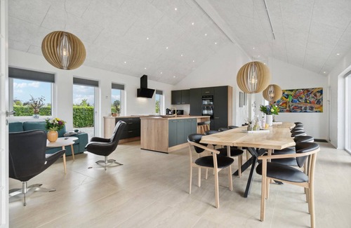 Hadsund House | Lovely home in Hadsund with WiFi