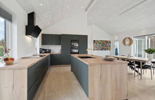 Hadsund House | Lovely home in Hadsund with WiFi