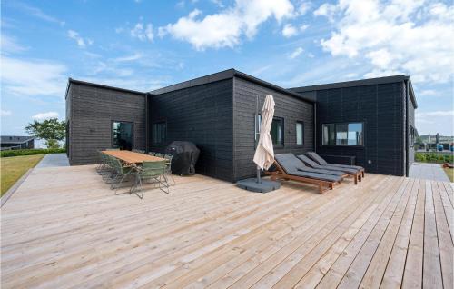 Hjarbæk House | Lovely Home In Løgstrup With Wifi
