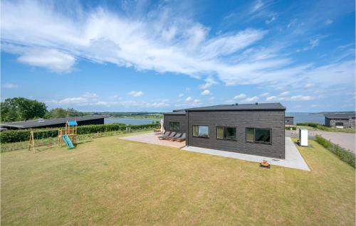 Hjarbæk House | Lovely Home In Løgstrup With Wifi